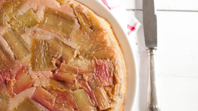 rhubarb upside down pie